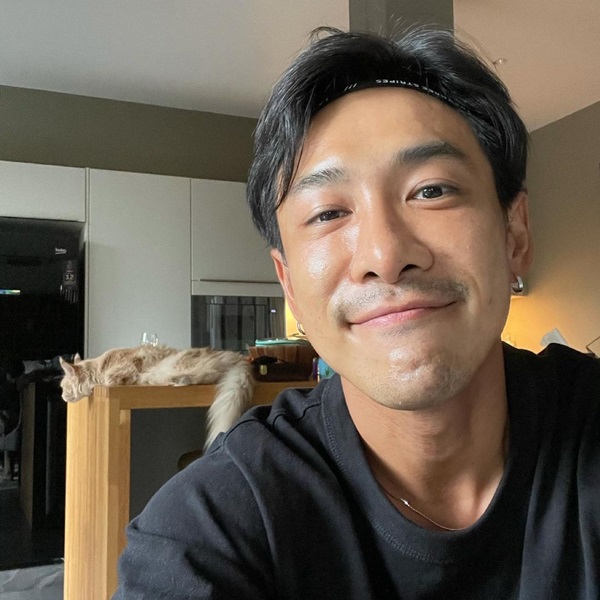 เกาหลีฟีเวอร์!! บอย พิษณุ แต่งหน้าเอง ในยุคโควิด-19