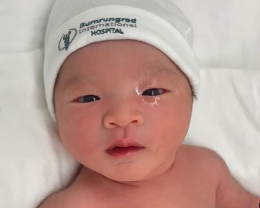 มาแล้ว! น้ำชา ชีรณัฐ อวดโฉมลูกชาย บอกความเจ็บปวดที่งดงาม