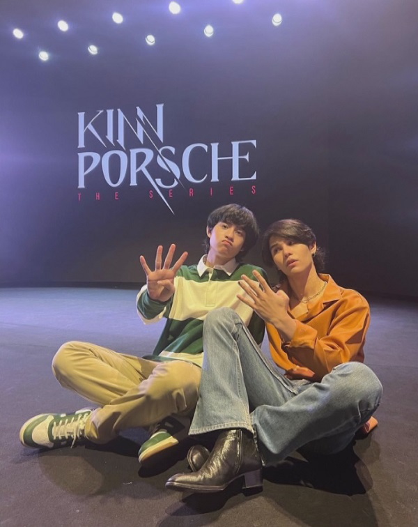 เจฟ ซาเตอร์ ทำเพลงให้คู่จิ้น บาร์โค้ด เสร็จเรียบร้อยแล้ว เจฟ ซาเตอร์ ทำเพลงให้คู่จิ้น บาร์โค้ด เสร็จเรียบร้อยแล้ว