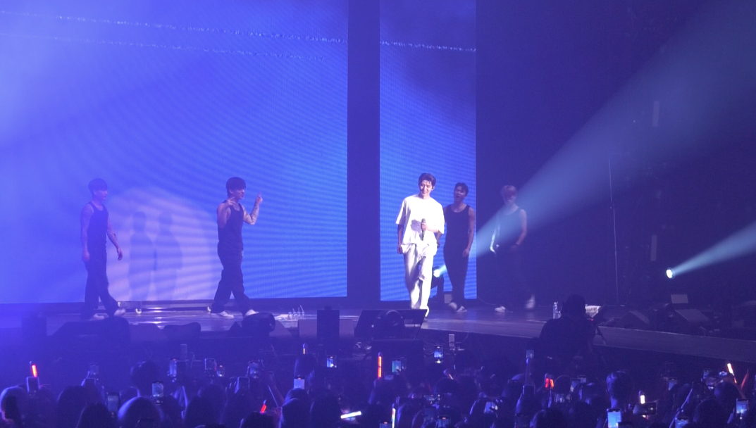 สุดเซอร์ไพรส์!! 'ยอร์ช ยงศิลป์' รัวแร็ปรัวแดนซ์กลางคอนเสิร์ต 'B.I' ในไทย