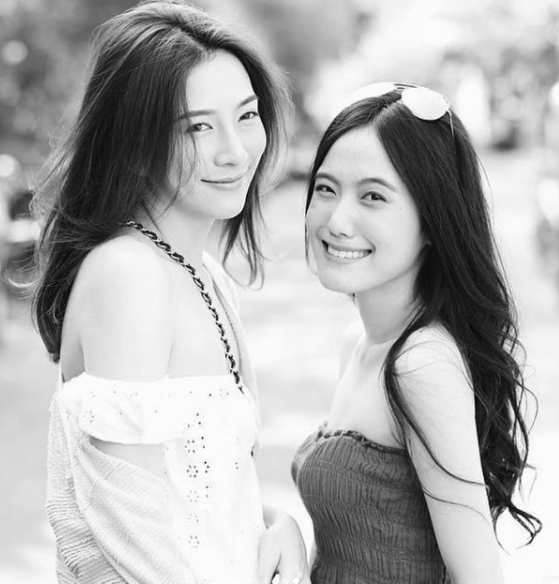 เกรซ ชลิตา เชื่อ พิม ชัชสรัญ ไม่ได้เอามีดแทงตัวเอง (มีคลิป)