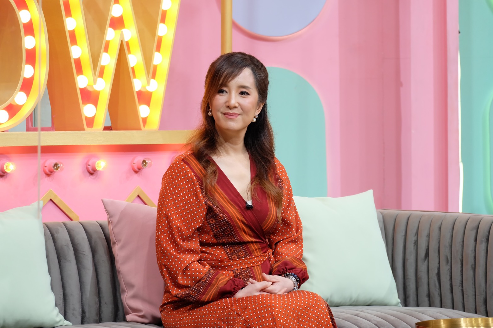 ต่าย สายธาร เคลียร์สร้างภาพใจบุญ โดนจวกไม่ดูแลแม่ เผยตัวเองพบเนื้องอกมดลูก-เต้านม รับซุกลูกนาน 25 ปี ต่าย สายธาร เคลียร์สร้างภาพใจบุญ โดนจวกไม่ดูแลแม่ เผยตัวเองพบเนื้องอกมดลูก-เต้านม รับซุกลูกนาน 25 ปี