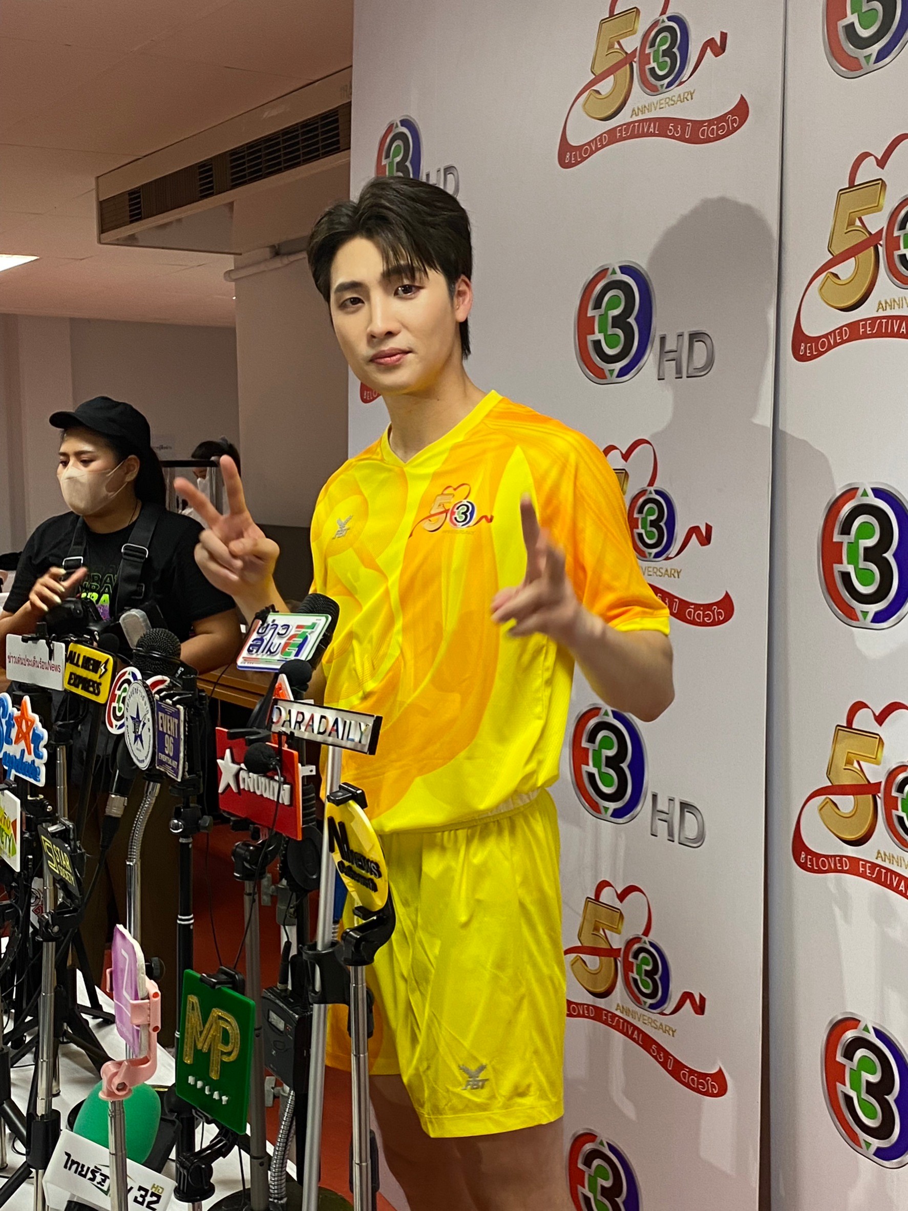 มีน พีรวิชญ์ เผยสภาพจิตใจ ก้อย อรัชพร หลังเลิก นิกกี้ ลั่น สนิททั้งสองฝ่ายรอเจ้าตัวพูดเองดีกว่า มีน พีรวิชญ์ เผยสภาพจิตใจ ก้อย อรัชพร หลังเลิก นิกกี้ ลั่น สนิททั้งสองฝ่ายรอเจ้าตัวพูดเองดีกว่า