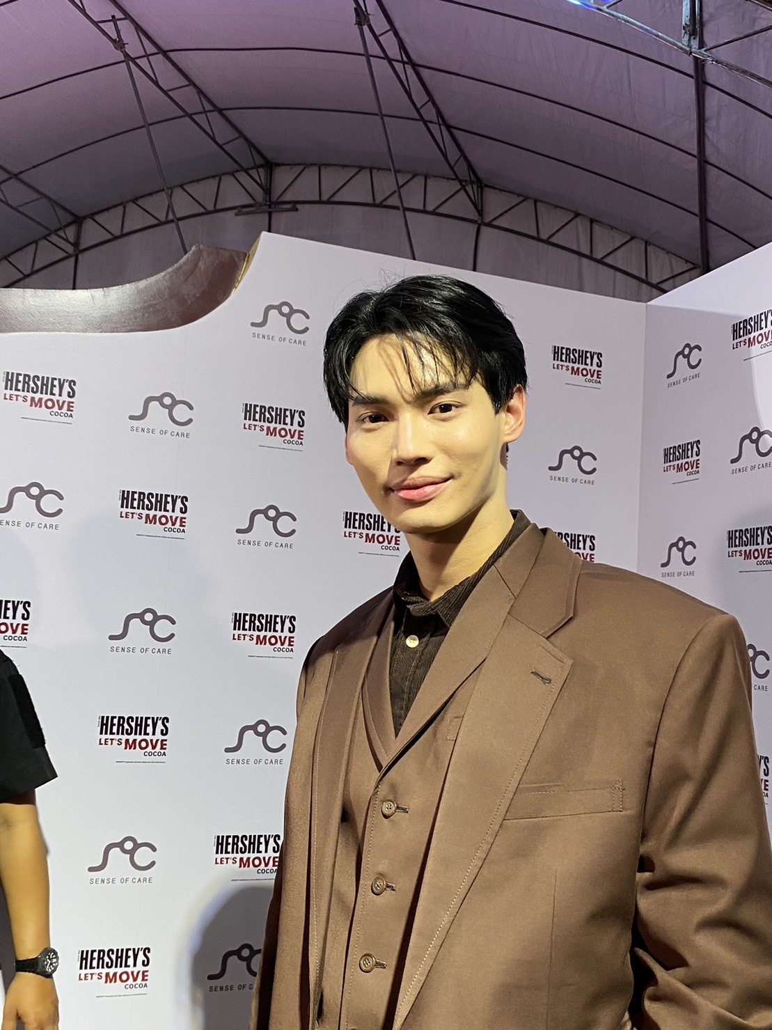 “วิน เมธวิน” ใจหาย “ไบร์ท วชิรวิชญ์” โบกมือลาค่ายเก่า 