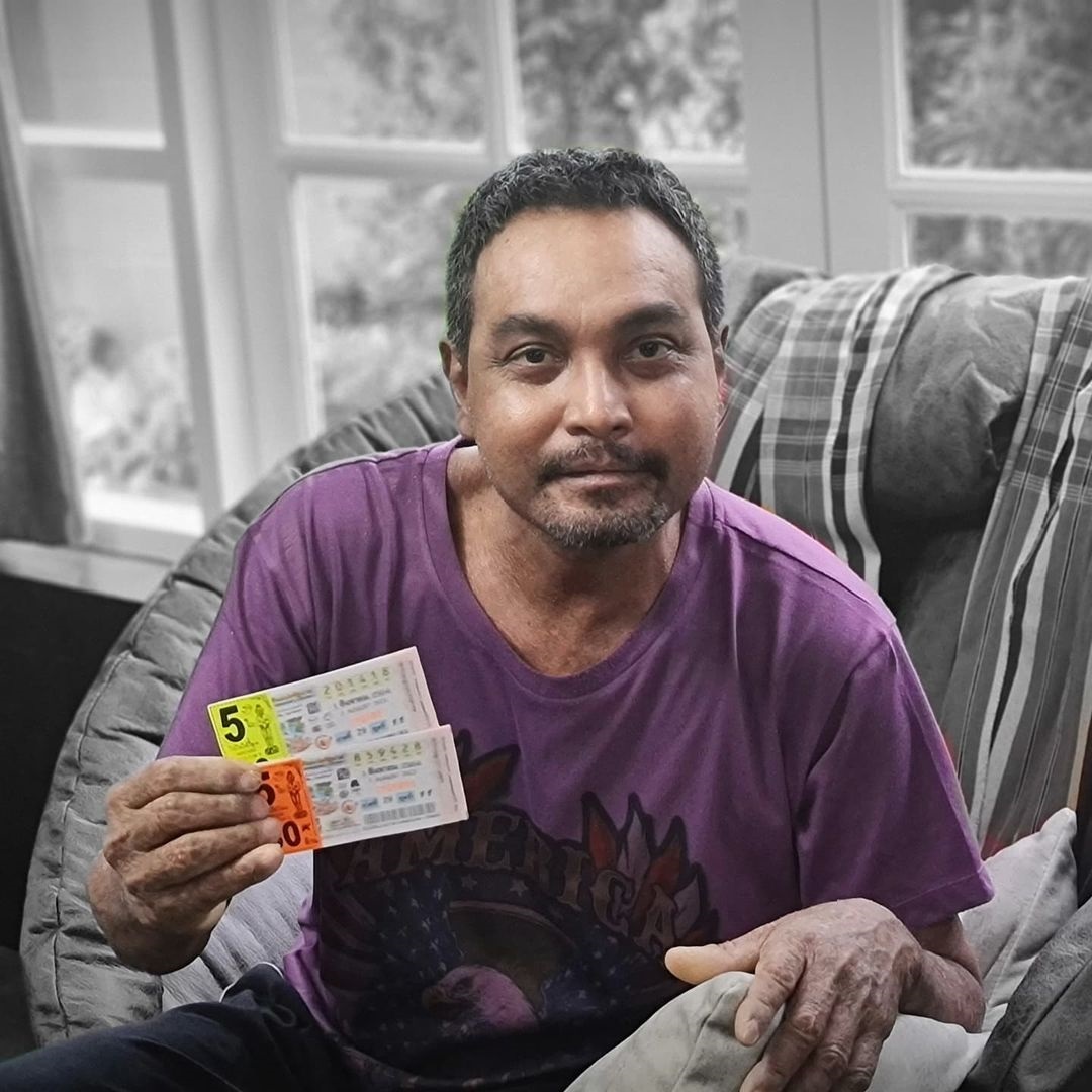 คนบันเทิง ดวงเฮง!! ถูกลอตเตอรี่ รับโชคก้อนโต คนบันเทิง ดวงเฮง!! ถูกลอตเตอรี่ รับโชคก้อนโต