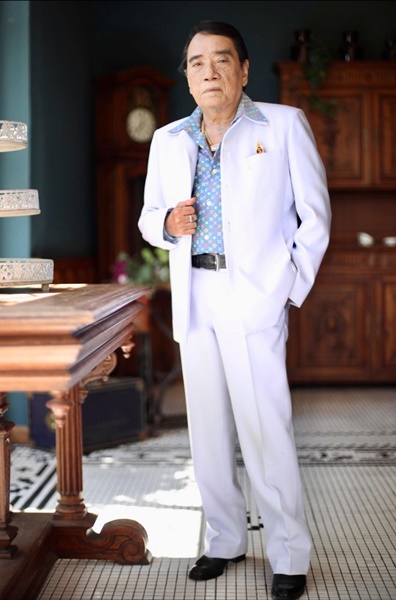 ศรเพชร ศรสุพรรณ หมอถอดท่อช่วยหายใจ ลืมตา พูดได้แล้ว ศรเพชร ศรสุพรรณ หมอถอดท่อช่วยหายใจ ลืมตา พูดได้แล้ว