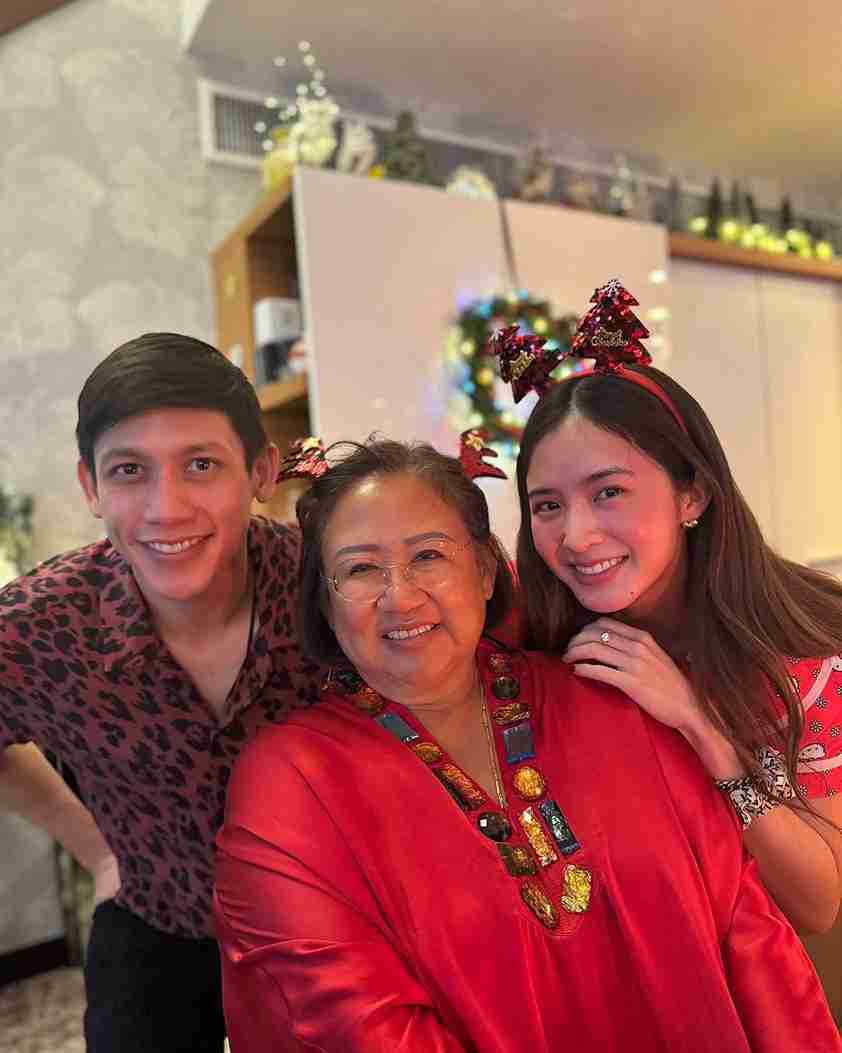 พาย สุนิษฐ์ คือใคร? รู้จัก ว่าที่เจ้าบ่าว มายด์ ลภัสลัล เป็นทายาทตระกูลดัง