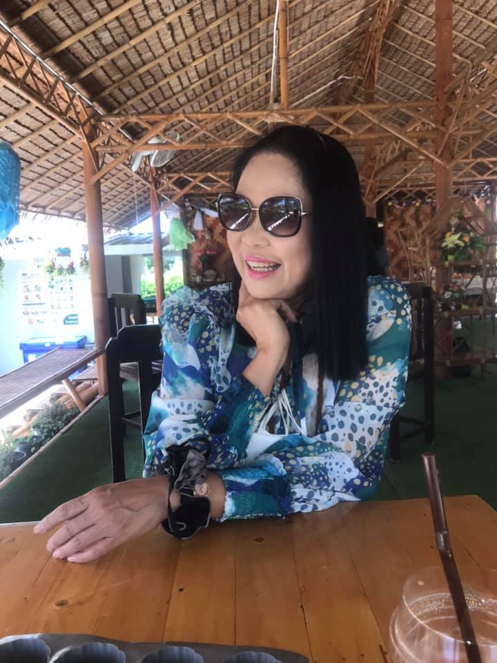 ครูปุ้ม ภรรยา ครูชลธี ชนะคดี!! ฟ้องเลขาคนสนิท เผยเป็นห่วงครูเพราะติดต่อไม่ได้