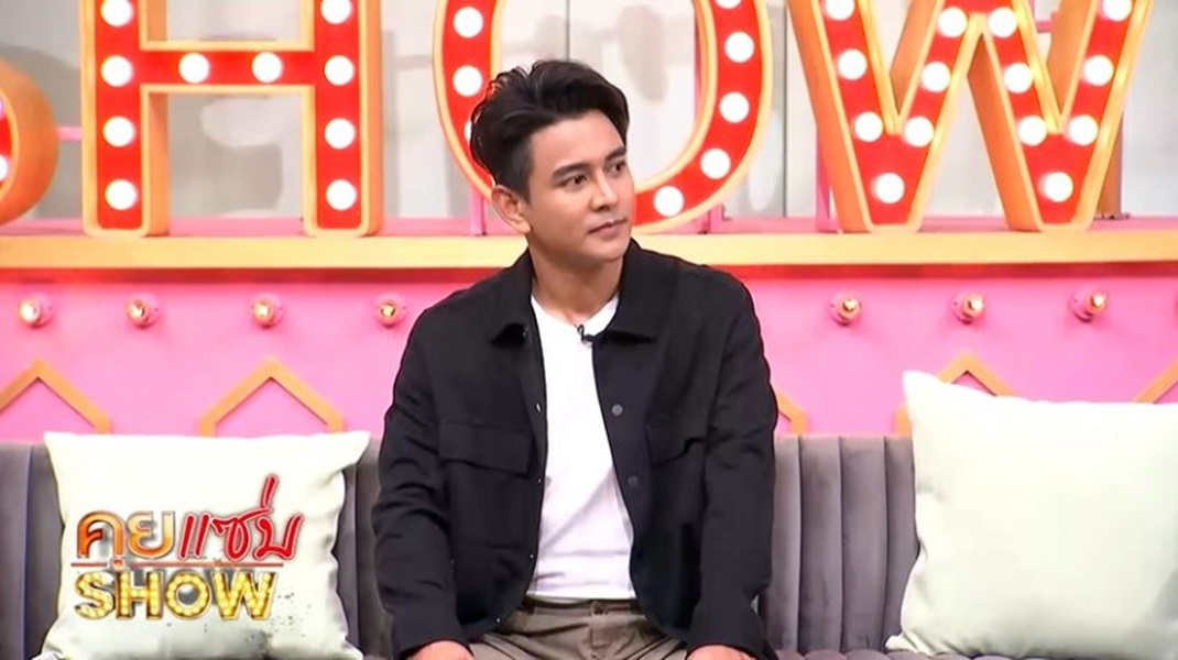 กัน นภัทร ถูกชาวเน็ตจับผิด ทำหน้าเหวี่ยงกลางรายการ กัน นภัทร ถูกชาวเน็ตจับผิด ทำหน้าเหวี่ยงกลางรายการ