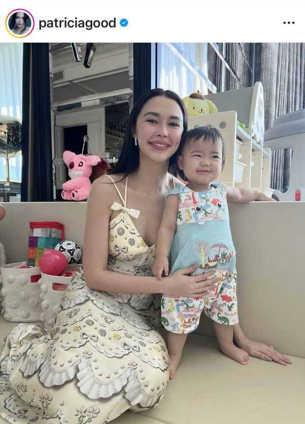 แพทริเซีย อุ้มท้องลูกคนที่ 2 ฉลองวันเกิดครบรอบ 27 ปี พร้อมหน้าครอบครัว แพทริเซีย อุ้มท้องลูกคนที่ 2 ฉลองวันเกิดครบรอบ 27 ปี พร้อมหน้าครอบครัว