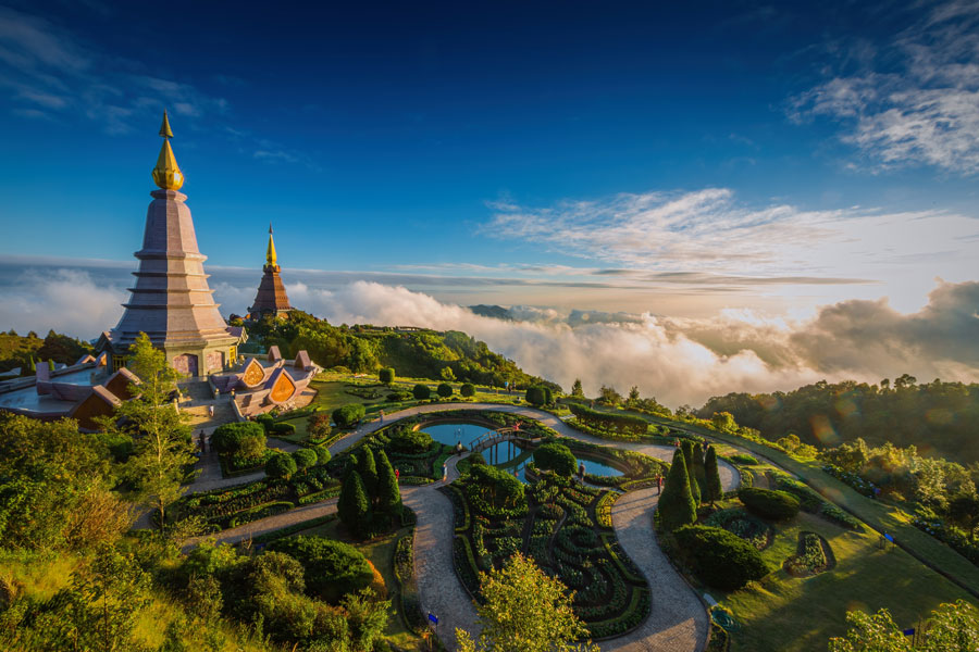 เที่ยวหน้าฝน 2567 ที่ไหนดี? สัมผัสเสน่ห์ธรรมชาติและทะเลหมอก