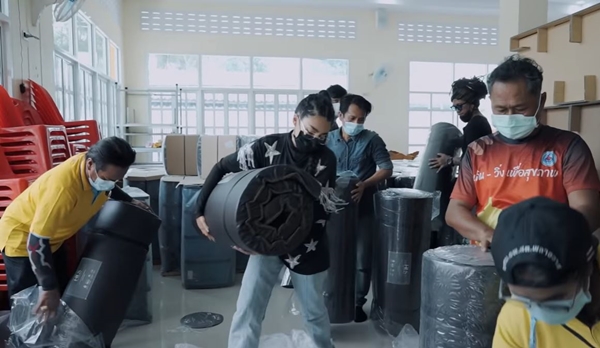 พิมรี่พาย สร้างโรงพยาบาลสนาม ช่วยผู้ป่วยโควิด!