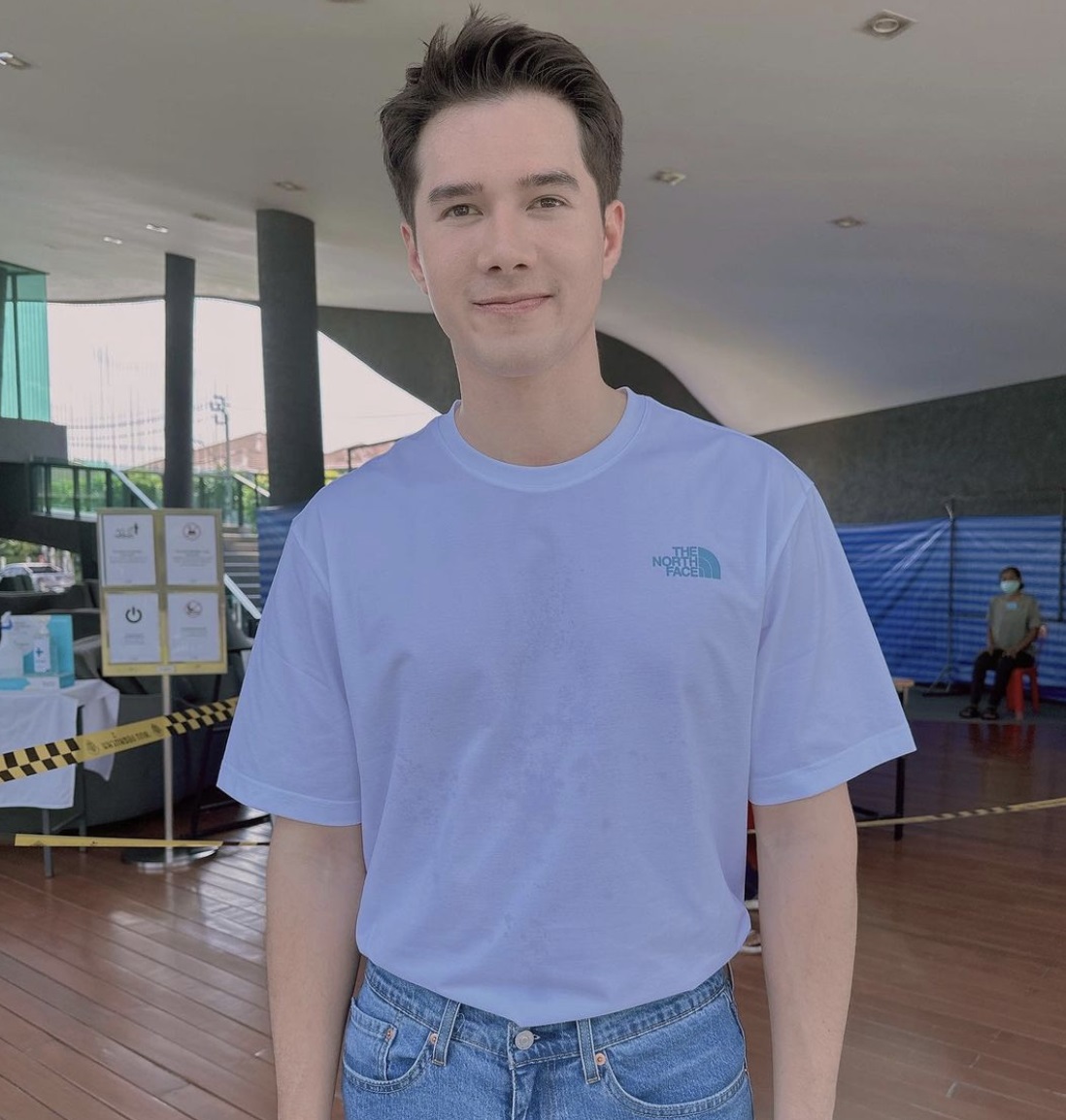 เลือกตั้ง 2566 ประมวลภาพ คนบันเทิง ไปใช้สิทธิเลือกตั้งช่วงเช้า