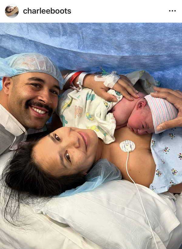 ยินดี กี้ ภคมน อดีตนางเอกดัง คลอดลูกแล้ว หลังย้ายไปใช้ชีวิตที่อเมริกา ยินดี กี้ ภคมน อดีตนางเอกดัง คลอดลูกแล้ว หลังย้ายไปใช้ชีวิตที่อเมริกา