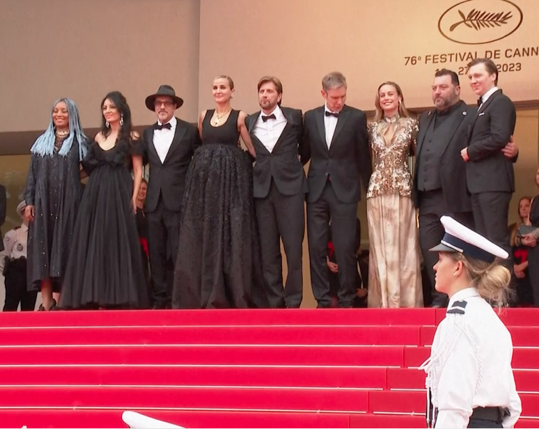 'ชมพู่ อารยา - ฟ่านปิงปิง'!! นำโผ Best Dress เมืองคานส์วันแรกของ Vogue Singapore