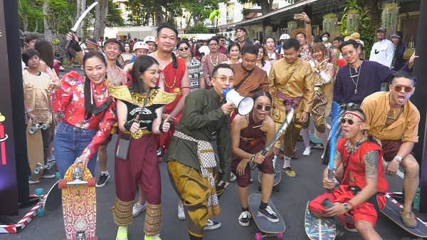 โจอี้ บอย ขอโทษดราม่า รัตนโกเซิร์ฟ ไม่สวมแมสก์ (มีคลิป) โจอี้ บอย ขอโทษดราม่า รัตนโกเซิร์ฟ ไม่สวมแมสก์ (มีคลิป)