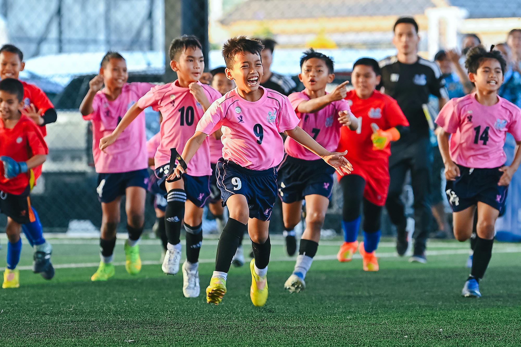 แข้งจิ๋ว ‘ใจฟ้า’ ควง ‘บางกะปิ’ ซิวแชมป์เยาวชน ‘สิงห์ จูเนียร์ คัพ ครั้งที่ 24’ รอบชิง