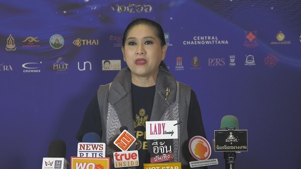 “ปุ้ย ปิยาภรณ์” ไม่ขอพูดถึงดราม่า “ฟ้าใส” ออกรายการ  (มีคลิป)