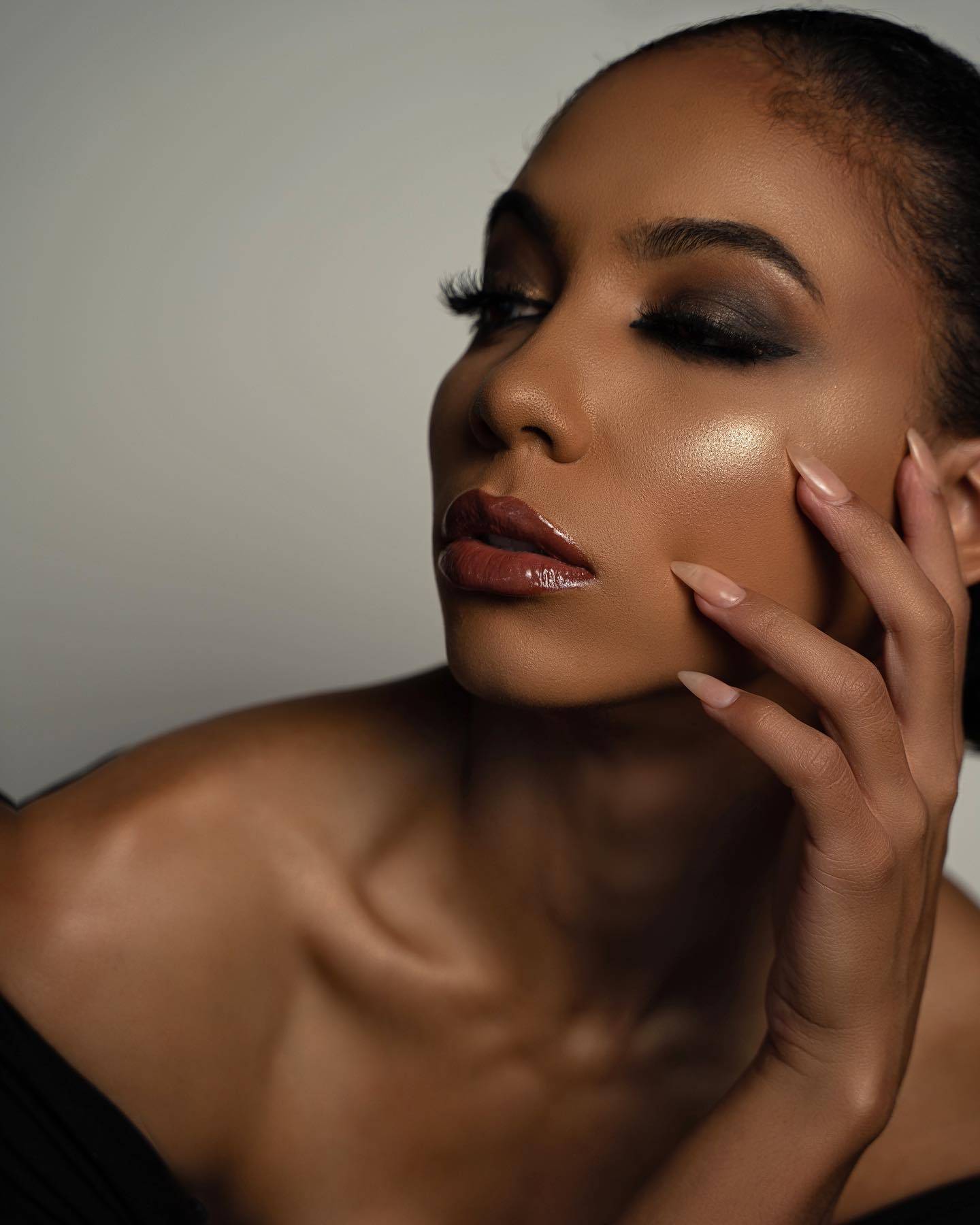 Cheslie Kryst เจ้าของตำแหน่ง Miss USA ปี 2019 เสียชีวิตแล้วจากการกระโดดตึกสูง