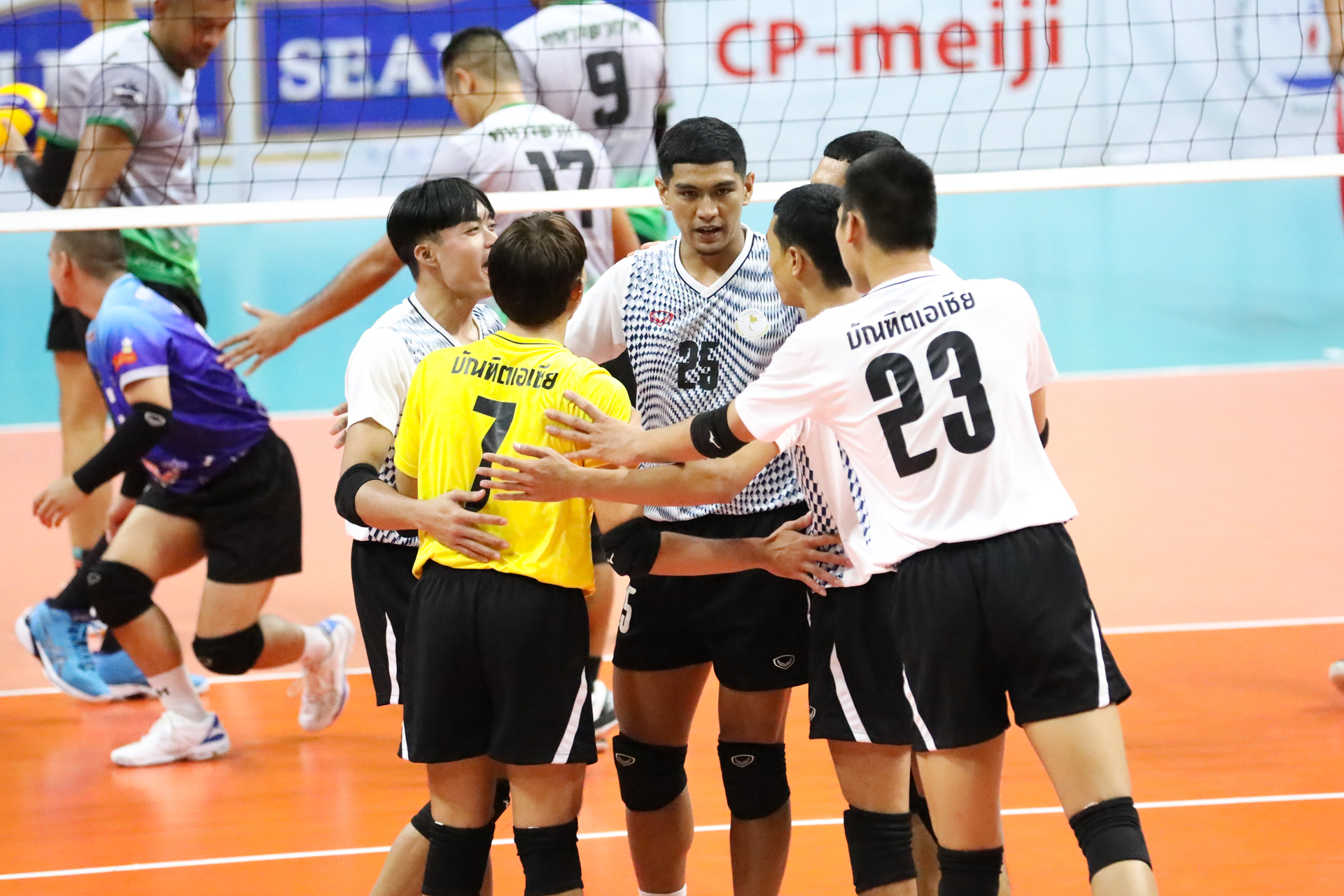 เมื่อชื่อ 'โค้ชเอ็มม่า' เป็นคนที่แฟนๆอยากเห็นทำทีมชาติไทย (ชุดไหนก็ได้) สักครั้ง ?