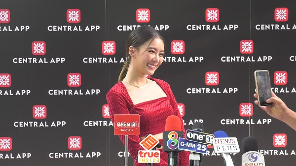 “แพรวา” รับสภาพจิตใจดีขึ้น ย้ำยังไม่พร้อมเจอ “หน่อง ธนา”  (มีคลิป)