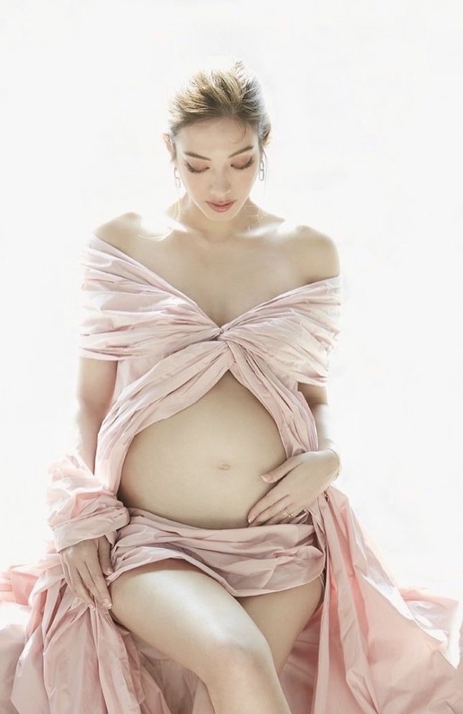 แป้ง อรจิรา อุ้มท้องลูกสาว 28 สัปดาห์ อวดแฟชั่นสุดแซ่บ แป้ง อรจิรา อุ้มท้องลูกสาว 28 สัปดาห์ อวดแฟชั่นสุดแซ่บ