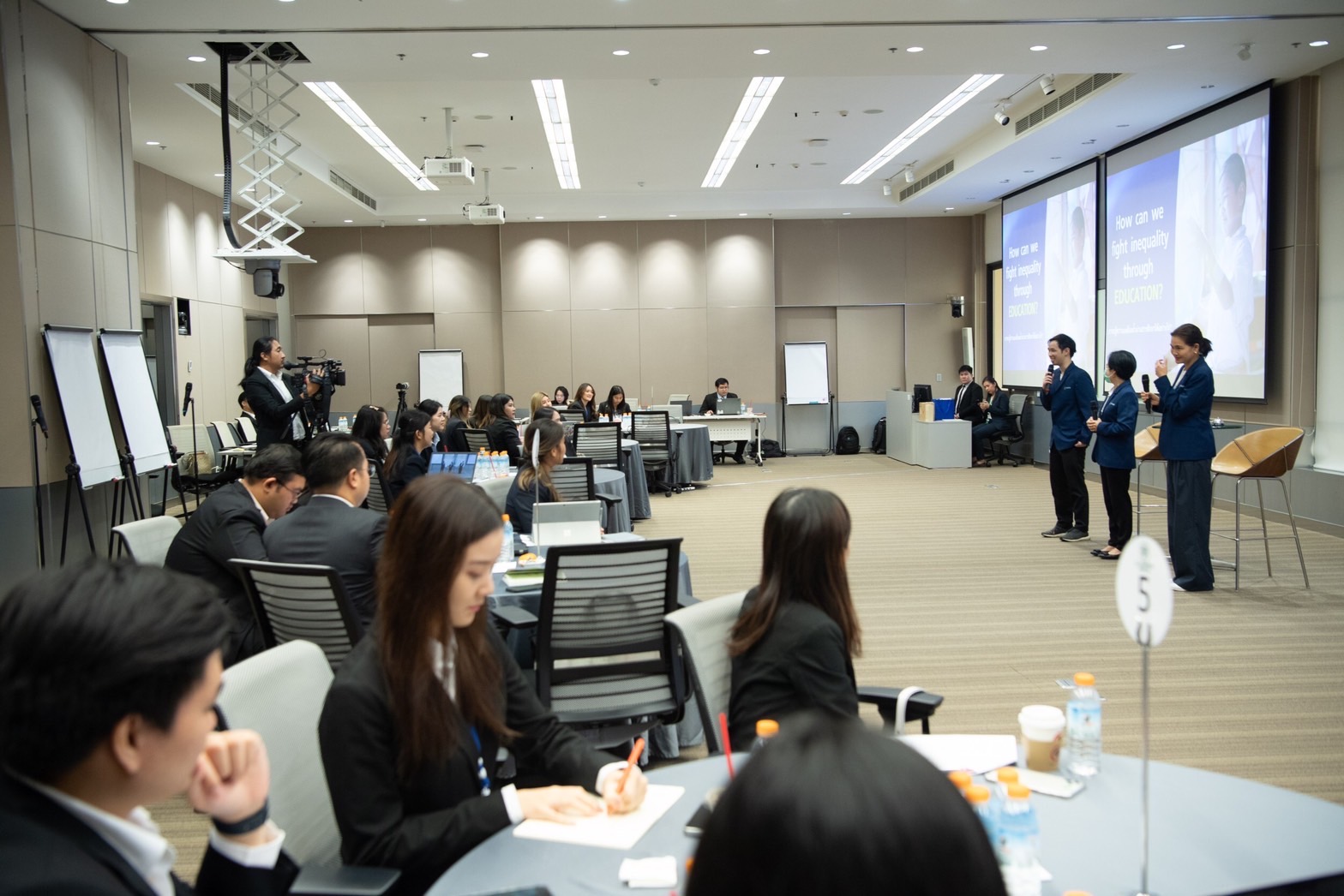 เครือซีพี เชื่อมั่นในพลังคนรุ่นใหม่ หนุน 20 ตัวแทนองค์กรขึ้นเวที One Young World 2023