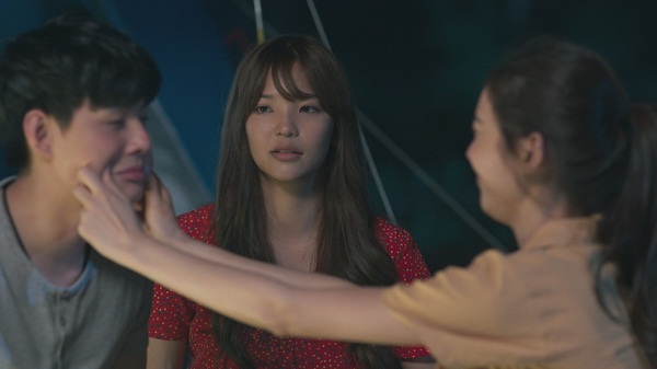 คู่ไฟท์ไฝว้ผี EP6 อ๊อฟเสียใจที่รู้ว่าน้ำหวานไม่ได้ชอบตัวเอง  (มีคลิป) 