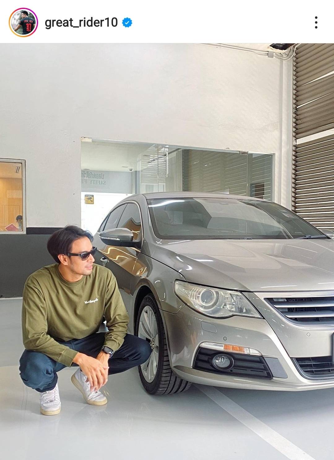 เกรท วรินทร โบกมือลารถยนต์คันแรก หลังใช้มานานกว่า 13 ปี