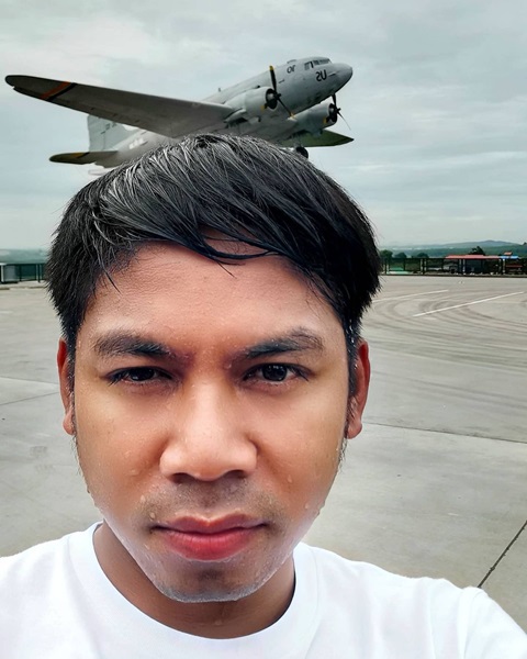 คิง ก่อนบ่าย ถูกไฟแนนซ์ทวงถามค่างวดรถ และค่าปรับทวงหนี้!! คิง ก่อนบ่าย ถูกไฟแนนซ์ทวงถามค่างวดรถ และค่าปรับทวงหนี้!!