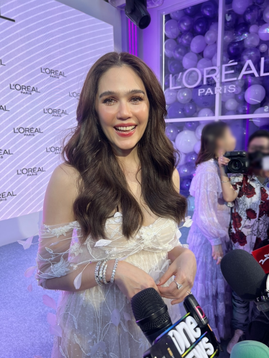 ชมพู่ อารยา เคลียร์ประเด็นสามี น็อต วิศรุต หลังถูกโยงมีบ้านน้อย! ชมพู่ อารยา เคลียร์ประเด็นสามี น็อต วิศรุต หลังถูกโยงมีบ้านน้อย!