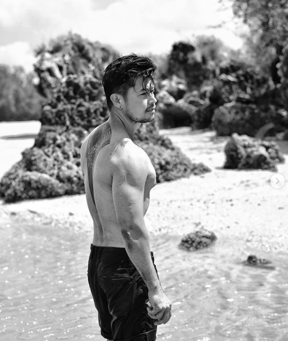 อ้น สราวุธ ยอมรับเป็นพระเอกยุค90 ถูกสาวใหญ่เสนอเงินขอเลี้ยงดูจริง อ้น สราวุธ ยอมรับเป็นพระเอกยุค90 ถูกสาวใหญ่เสนอเงินขอเลี้ยงดูจริง