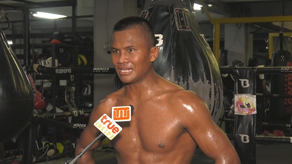 “บัวขาว” เผย หมัดเด็ดเอาคืน “ซาโตะ” คืนนี้   (มีคลิป)