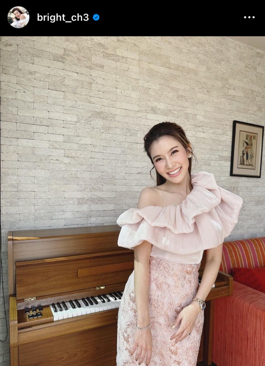 ไบรท์ พิชญทัฬห์ ปลื้ม หลังพี่สาวคลอดหลานชาย น้องทีโอ ไบรท์ พิชญทัฬห์ ปลื้ม หลังพี่สาวคลอดหลานชาย น้องทีโอ