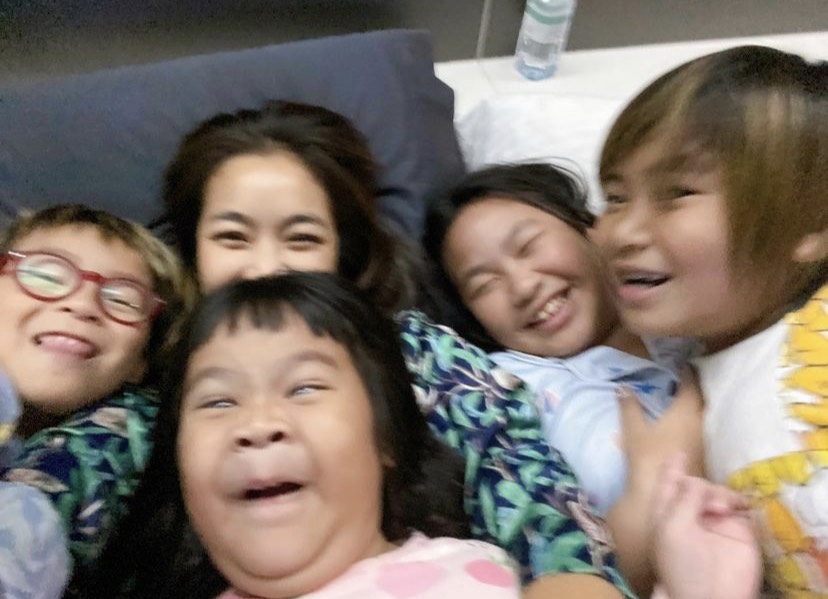 เอ็นดู ออเกรซ ลูกสาว เปิ้ล นาคร-จูน กับเมนูหมูกะทะสุดฟิน! เอ็นดู ออเกรซ ลูกสาว เปิ้ล นาคร-จูน กับเมนูหมูกะทะสุดฟิน!