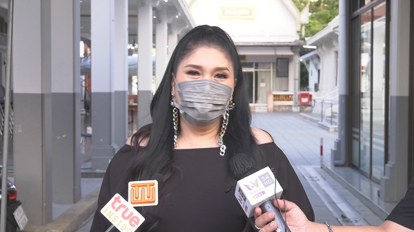  “เอ้ ชุติมา” เชิดชู “ต้อย เศรษฐา” เป็นต้นแบบสถานบันครอบครัว  (มีคลิป) 