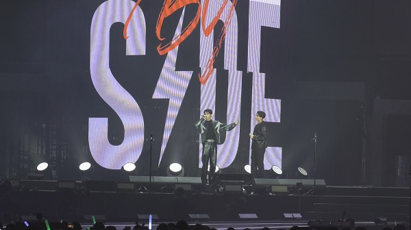 บรรยากาศเต็มอิ่มความฟิน กับคอนเสิร์ตคู่ครั้งแรกของ ไบร์ท-วิน  (มีคลิป)