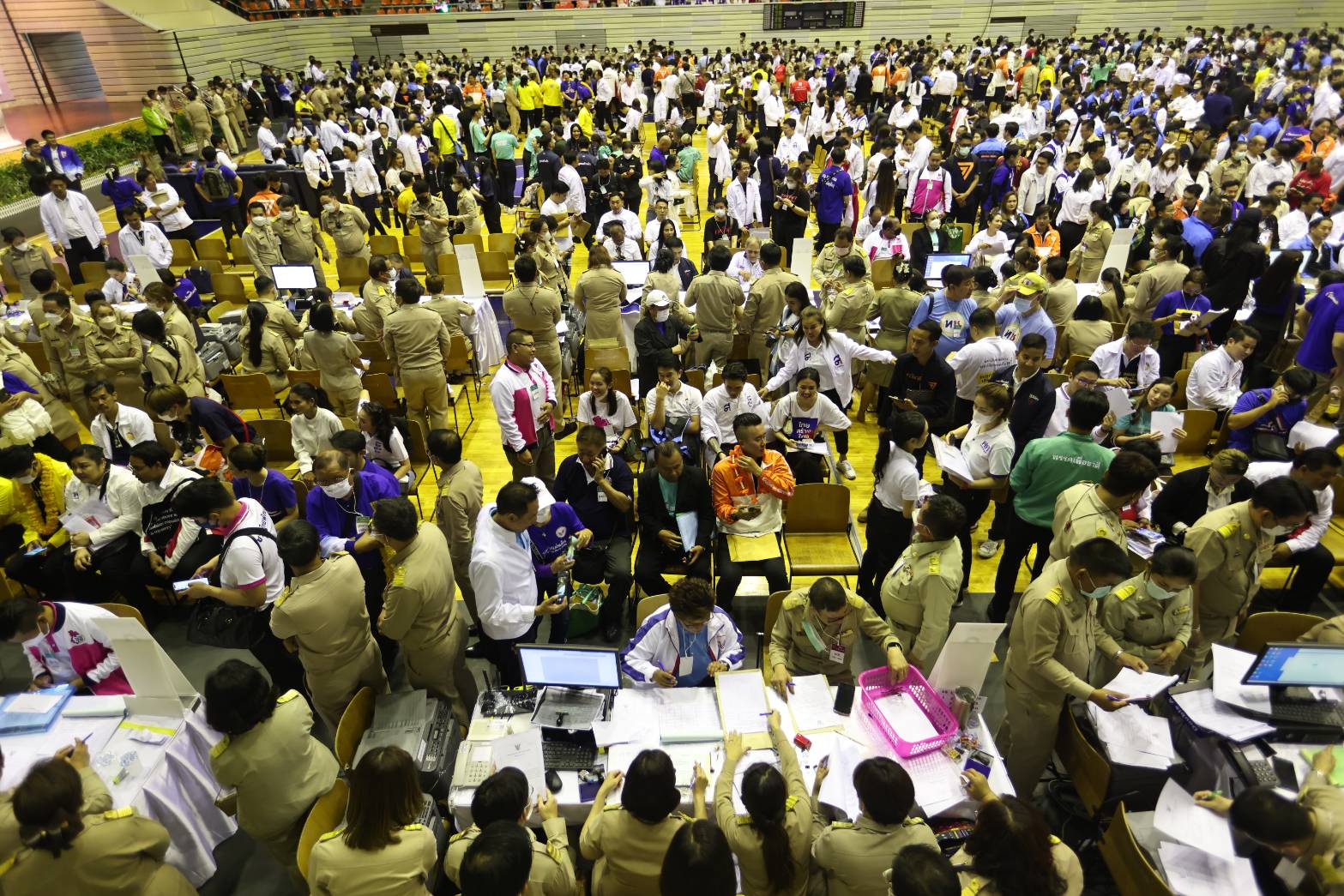 เลือกตั้ง 2566 ประมวลภาพพรรคการเมืองนำทีมสมัครส.ส.แบบแบ่งเขตกทม.