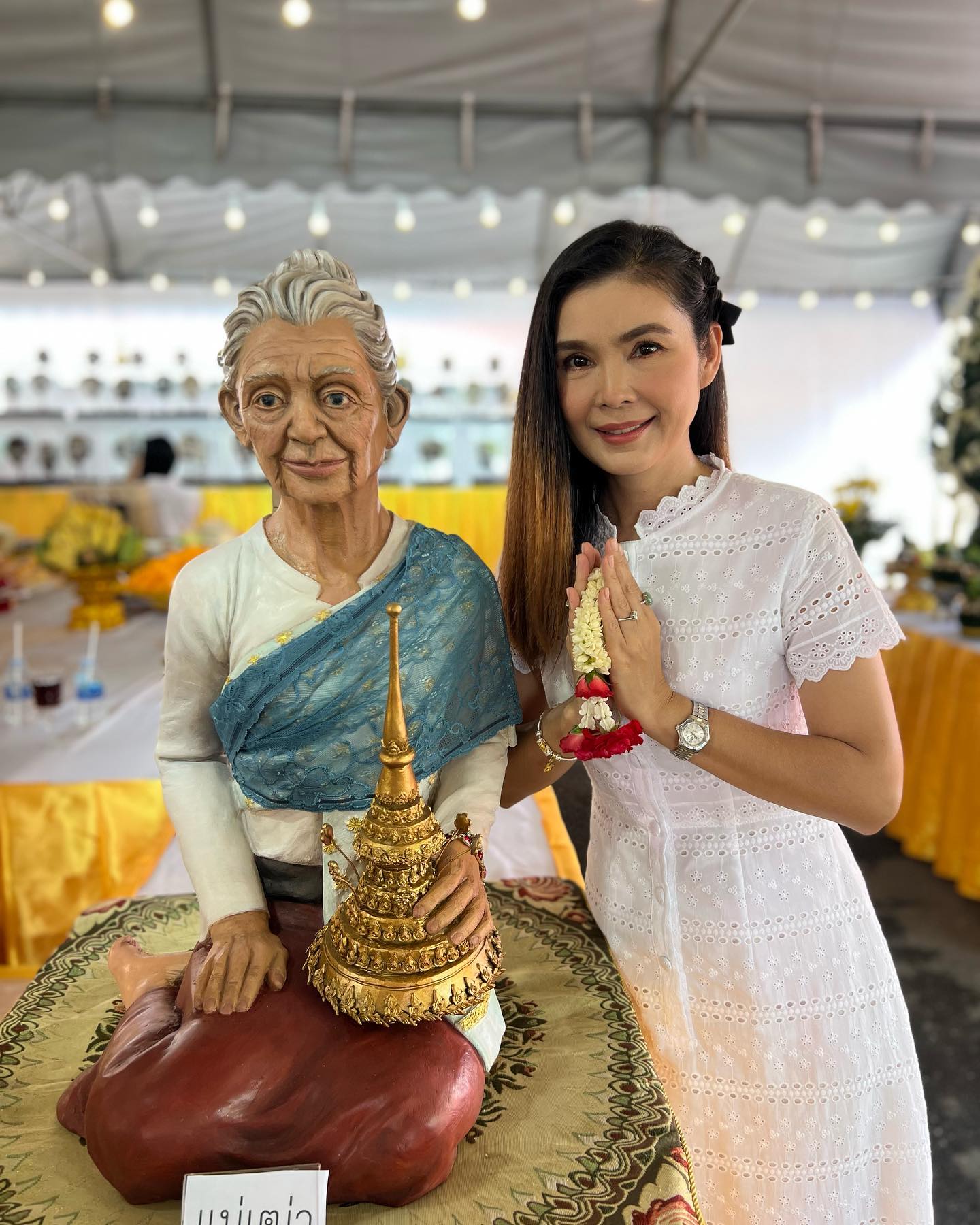 เบิ้ล ปทุมราช ทำพิธีลงนะหน้าทอง / ฝน ร้องไห้กลางพิธีบวงสรวง (มีคลิป)