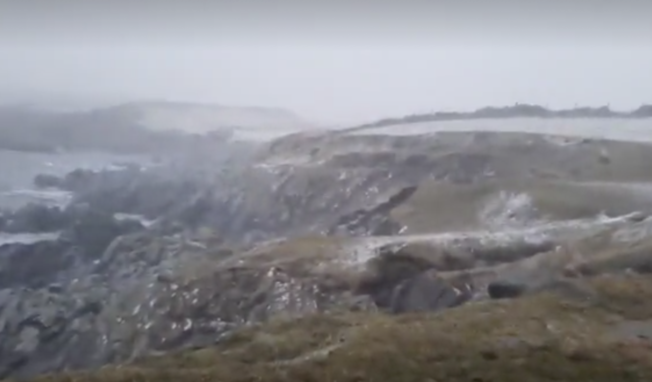 ปรับตัวไม่ทัน! อังกฤษเผชิญอากาศแปรปรวน ทั้งร้อนและหิมะตก ปรับตัวไม่ทัน! อังกฤษเผชิญอากาศแปรปรวน ทั้งร้อนและหิมะตก