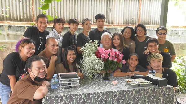 ซ้อนุช ทำเซอร์ไพรส์ แสดงความยินดี อาตู่ นพพล เป็นศิลปินแห่งชาติ  (มีคลิป)