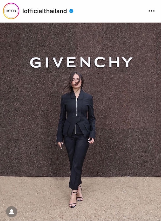 ‘ชมพู่ อารยา’ ปะทะ ‘aespa’!! ฮอตทะลุฝนฟ้าร่วมชมแฟชั่นโชว์ที่ปารีส ‘ชมพู่ อารยา’ ปะทะ ‘aespa’!! ฮอตทะลุฝนฟ้าร่วมชมแฟชั่นโชว์ที่ปารีส