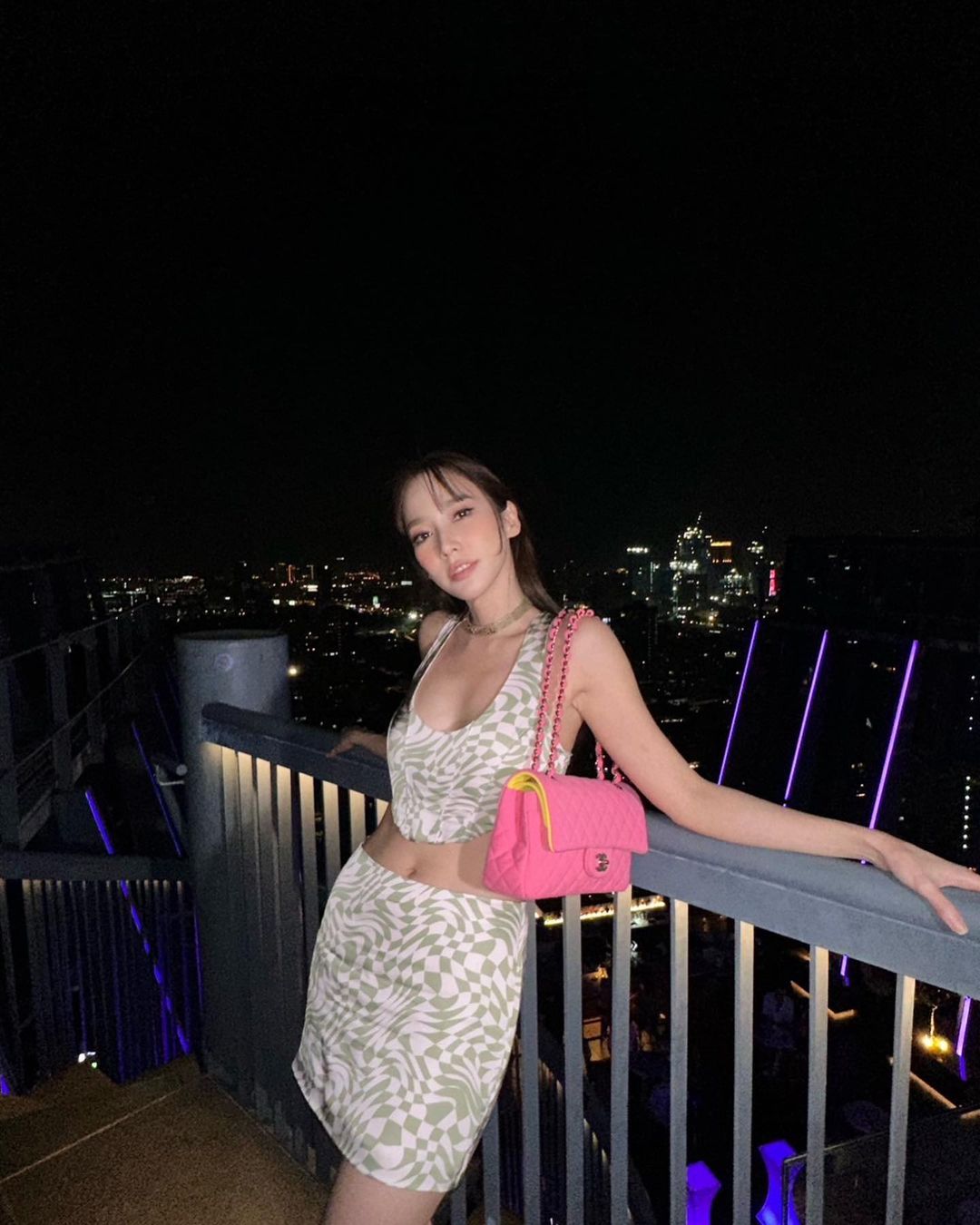 อั้ม พัชราภา ออกงานครั้งแรกเคลียร์เรื่องเลิก ไฮโซพก (มีคลิป)