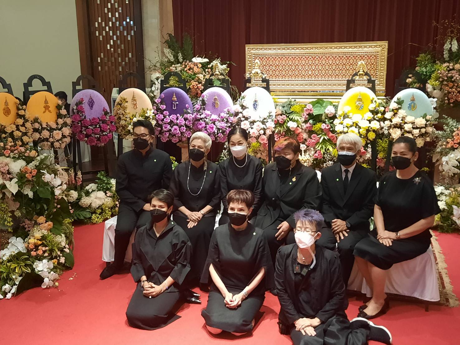 5 ผู้จัดละคร ร่วมพิธีสวดพระอภิธรรมคืนที่ 2 เผยได้ เอก สรพงศ์ ชาตรี เป็นครู 