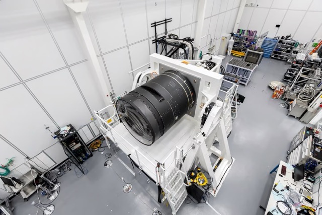 กล้องดิจิทัลใหญ่ที่สุดในโลก ส่องเห็นแม้ฝุ่นดวงจันทร์ ประกอบร่างสำเร็จ ! 