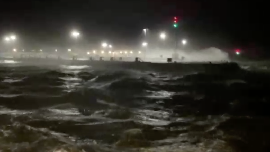 ยุโรปอ่วม! “พายุแฟรงคลิน” ถล่มยุโรปและอังกฤษเป็นลูกที่ 3ใน 5 วัน ตาย 14 ยุโรปอ่วม! “พายุแฟรงคลิน” ถล่มยุโรปและอังกฤษเป็นลูกที่ 3ใน 5 วัน ตาย 14