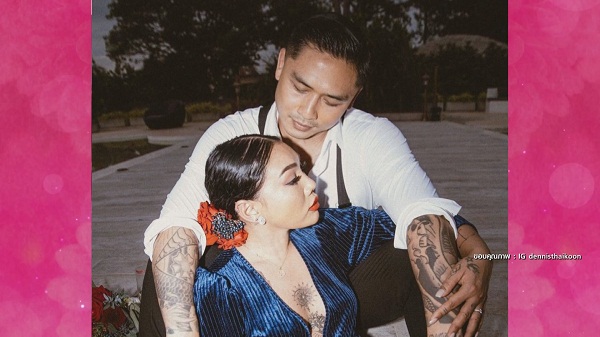 “ดา-เดนนิส” ควงคู่จดทะเบียนสมรสที่เขตสะพานสูง   (มีคลิป)