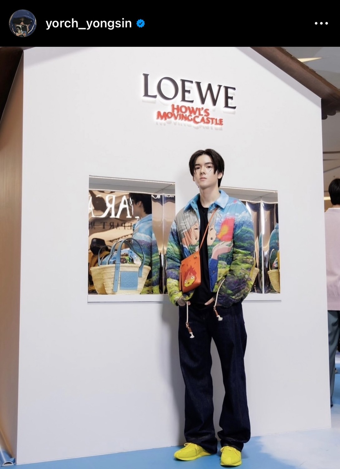 ลุคนักศึกษา ยอร์ช ยงศิลป์ ออร่าพุ่งกระจาย สวมชุดนิสิต กลับมาเรียนแล้ว! ลุคนักศึกษา ยอร์ช ยงศิลป์ ออร่าพุ่งกระจาย สวมชุดนิสิต กลับมาเรียนแล้ว!