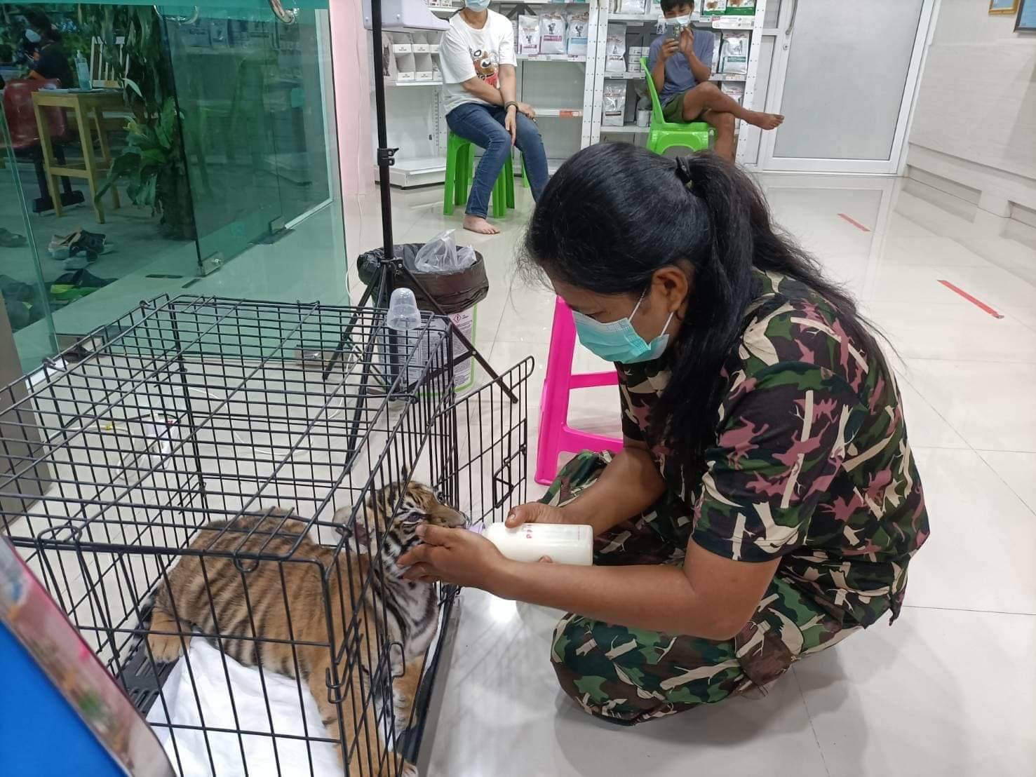 เผยภาพล่าสุด “น้องขวัญ” ขอหลับดีกว่าหลังถูกคุณหมอจิ้มก้น