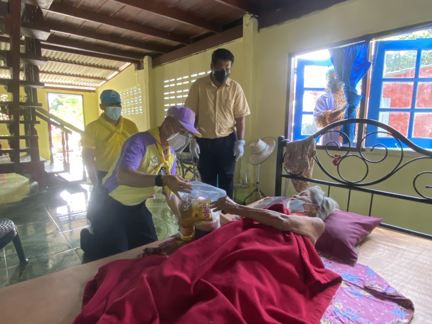 ช่วยต่อเนื่อง! เปิดภารกิจกองทัพไทย ช่วยเหลือประชาชนที่เดือดร้อนจากโควิด-19 ช่วยต่อเนื่อง! เปิดภารกิจกองทัพไทย ช่วยเหลือประชาชนที่เดือดร้อนจากโควิด-19